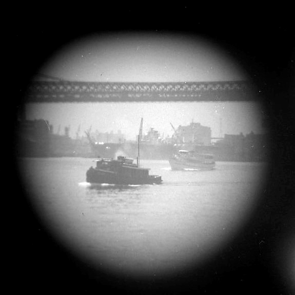 Lower East Side, Blick auf Brooklyn Navy Yard, Manhattan Bridge I [Telefoto]