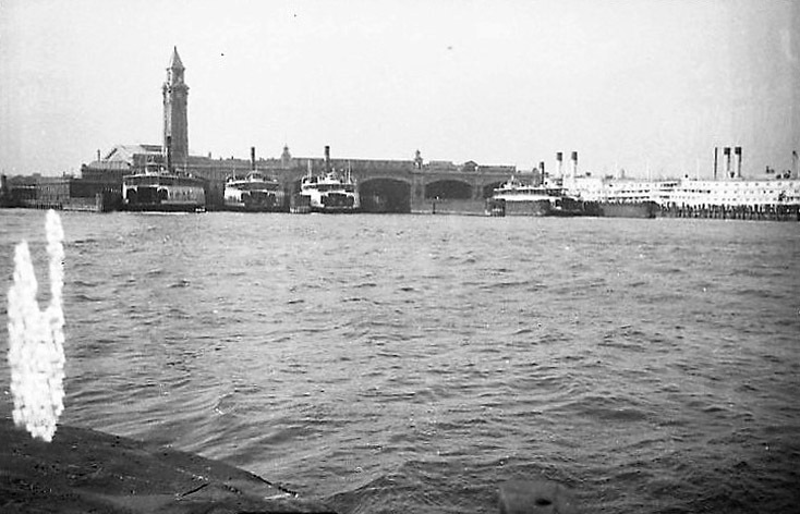 Lackawanna Railroad Ferry Building und Docks