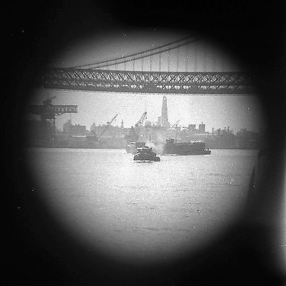 Lower East Side, Blick auf Brooklyn Navy Yard, Manhattan Bridge III [Telefoto]