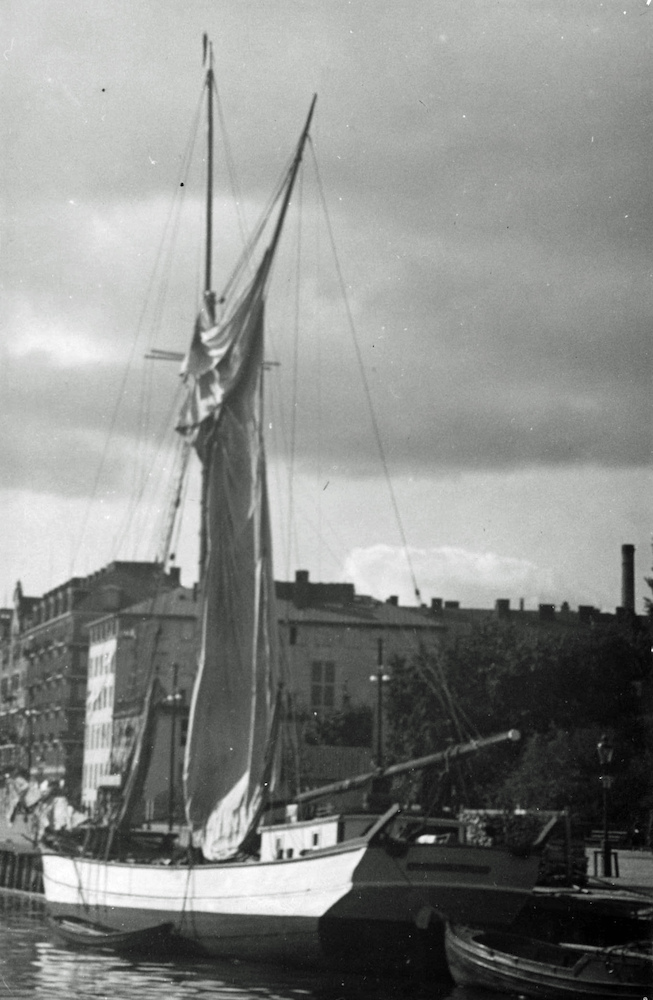 Schooners, Drying Sails XI