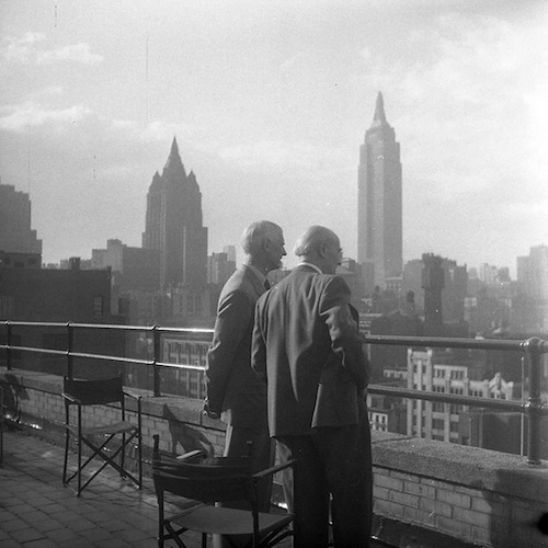 Reunion VII. Gerhard Marcks and Lyonel Feininger in front of Manhattan Skyline