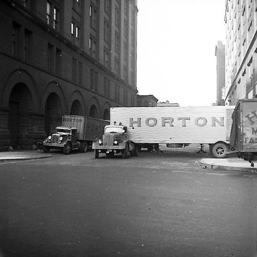 Horton Motor Lines, Sattelschlepper I