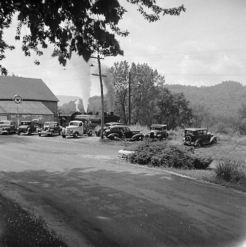 Connecticut General Store, Tankstelle und R.R. Depot II